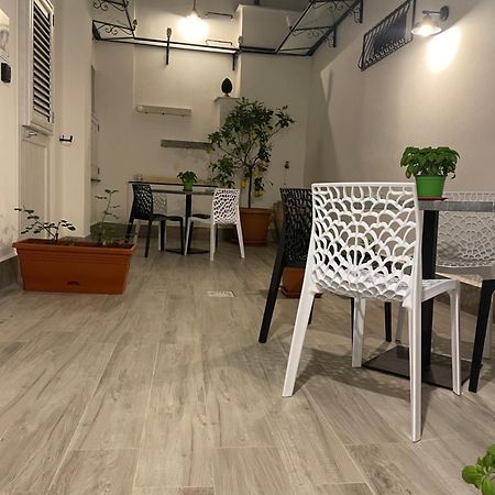 Casa Vacanze Donna Sidora Palermo Luaran gambar